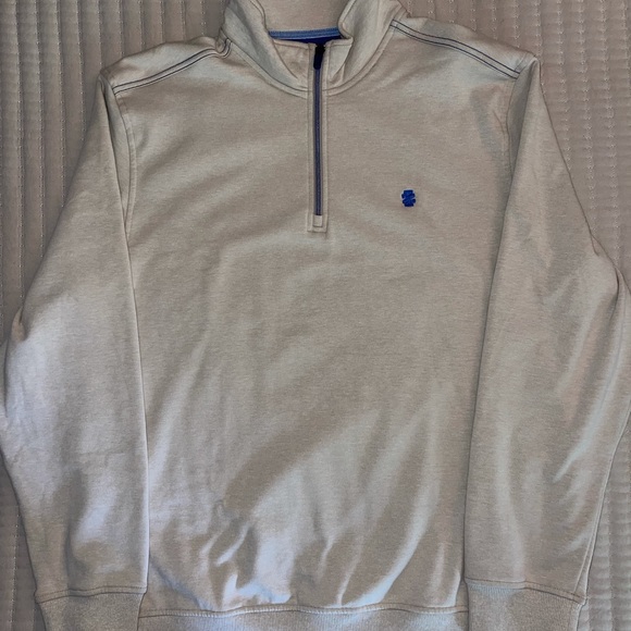 IZOD LONGSLEEVE - Picture 1 of 3